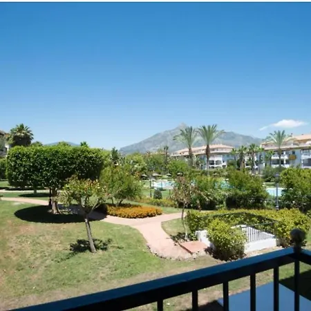 La Dama De Noche - Scandinavian *